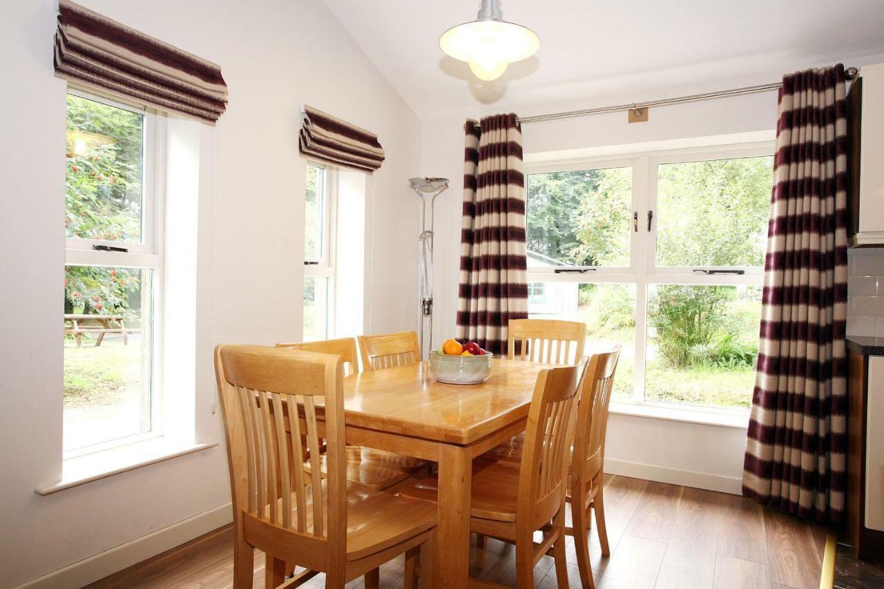 Ballyhoura Mountain Lodges Ballyorgan ภายนอก รูปภาพ