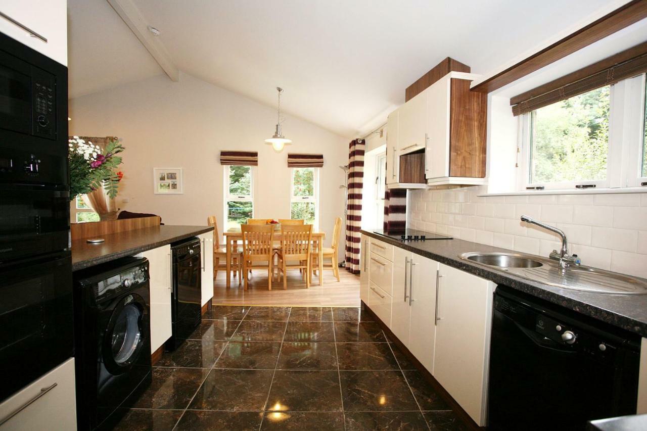 Ballyhoura Mountain Lodges Ballyorgan ภายนอก รูปภาพ